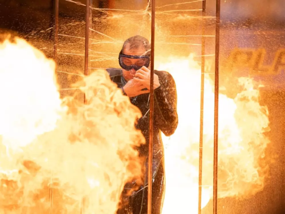 Efectos de fuego en El Hormiguero con las uFlamer
