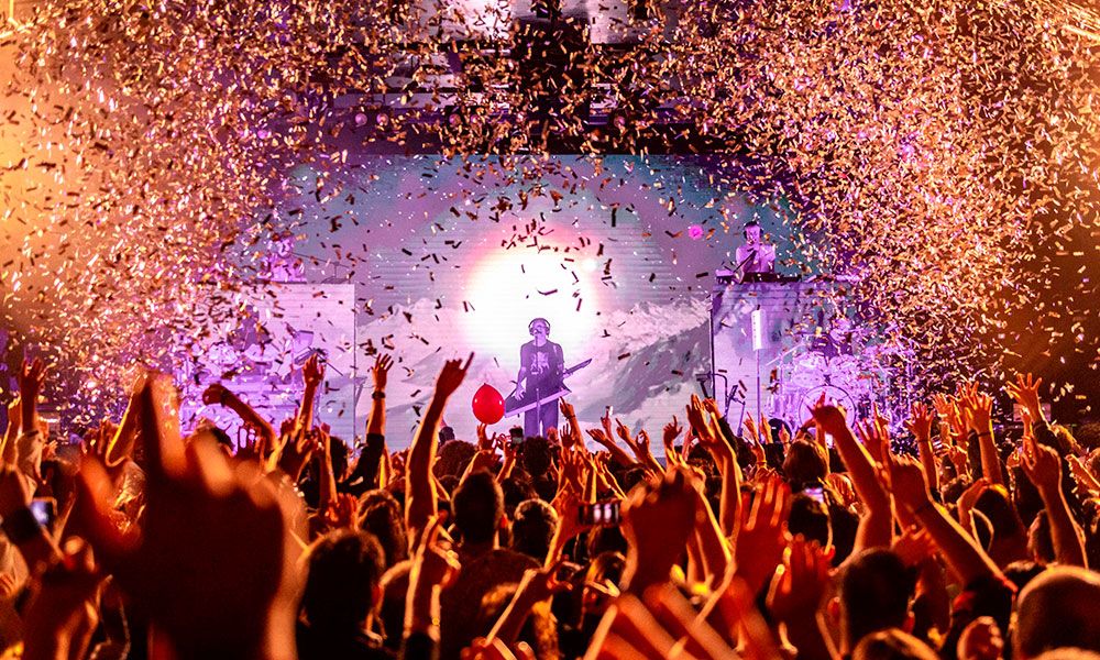 Confetti en la gira de la Casa Azul