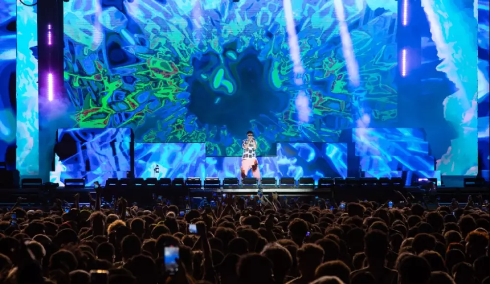 SFX para YSY A en el Movistar Arena